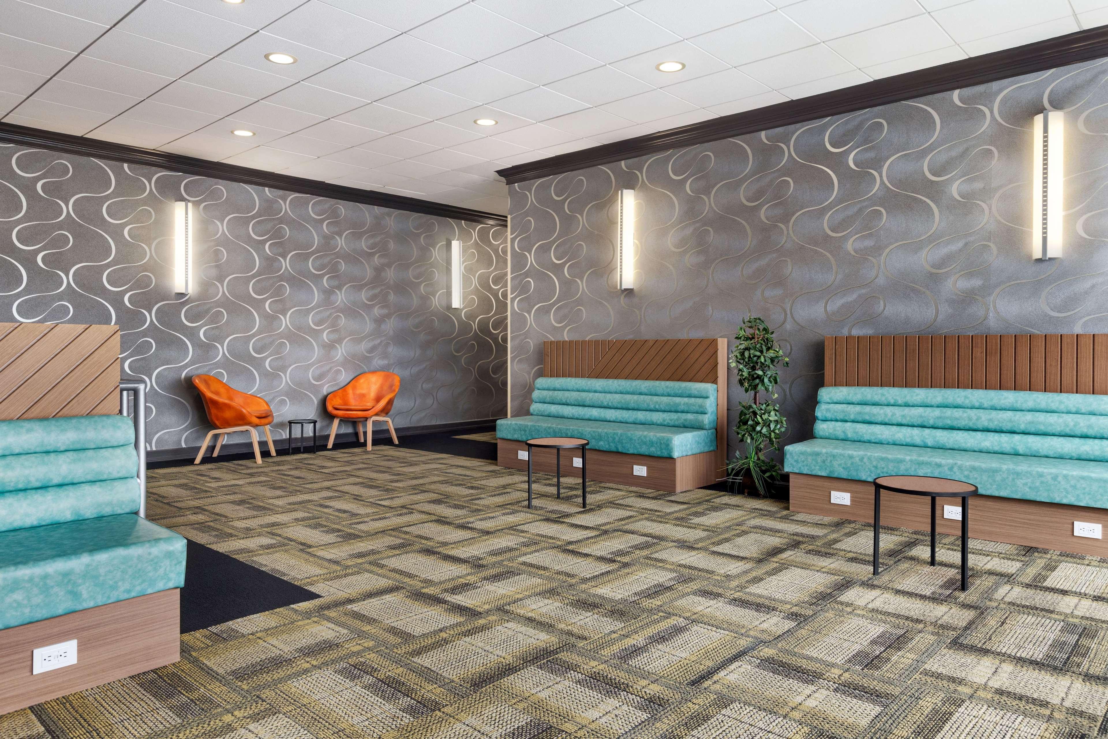 Wyndham Garden Totowa Hotel Екстериор снимка